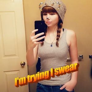 Meet your Posher, Julia